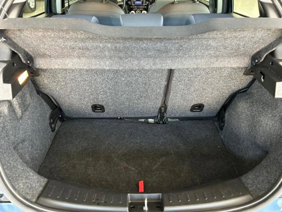 Lancia Ypsilon 1.0 FireFly 5 porte S&S Hybrid Gold Plus (9)