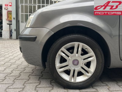Fiat Panda 1.2 Emotion (16)