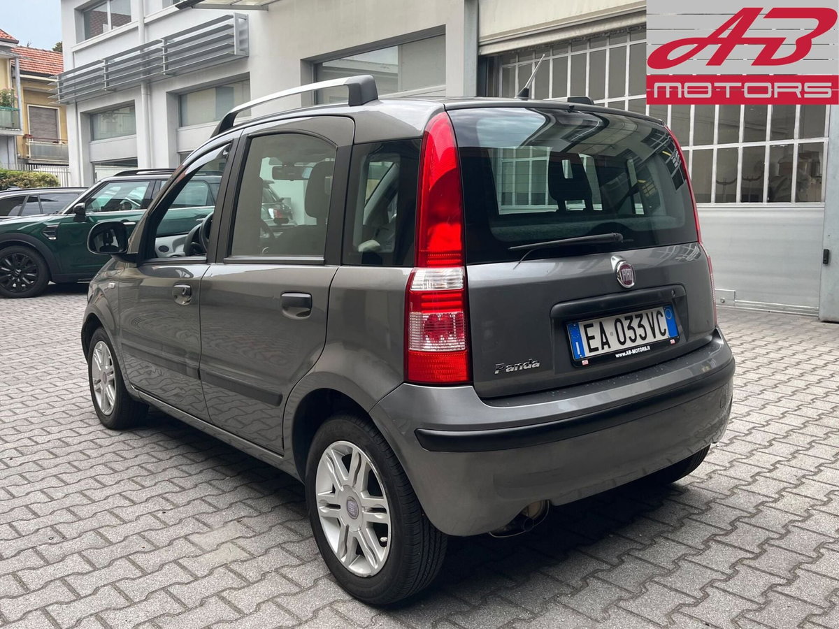 Fiat Panda 1.2 Emotion (8)