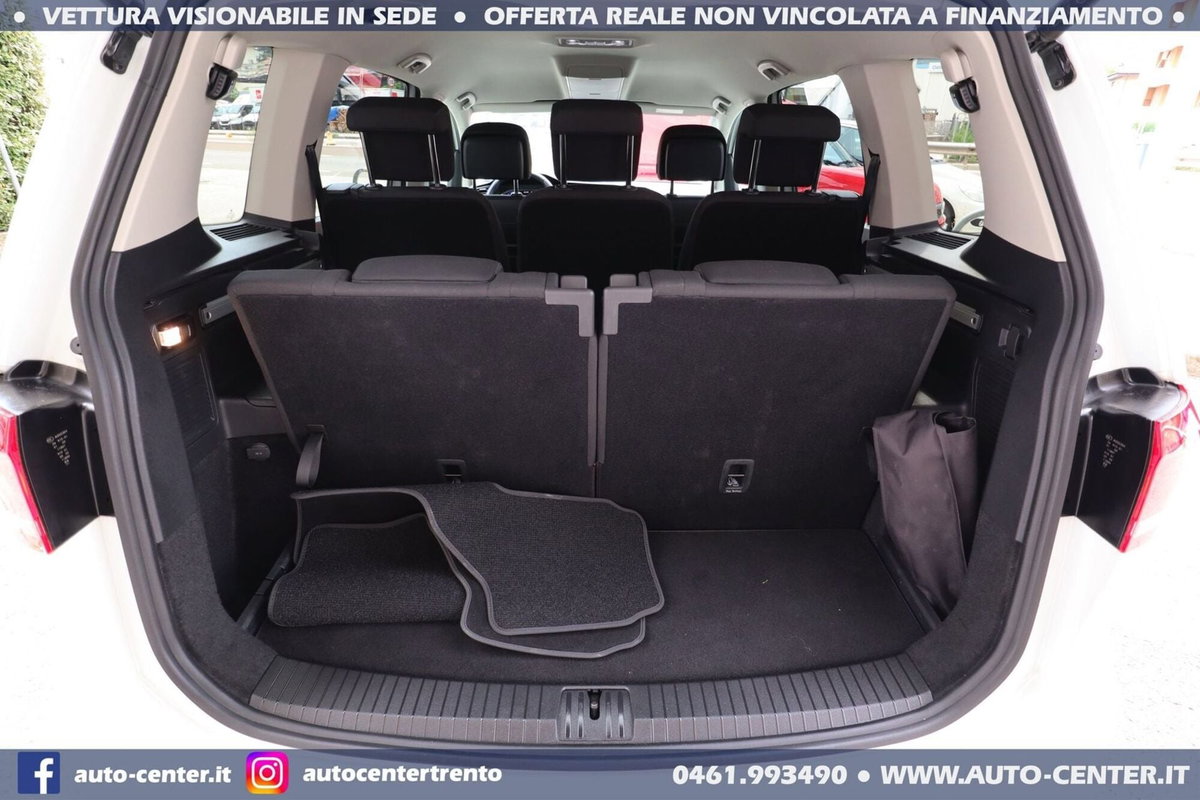 Volkswagen Touran 2.0 tdi Executive dsg (15)