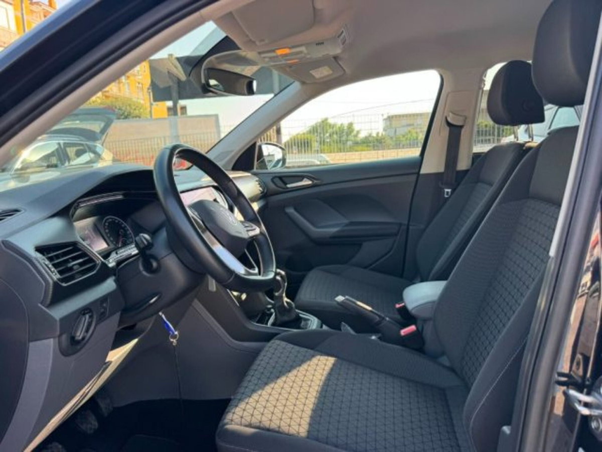 Volkswagen T-Cross 1.0 TSI Style BMT (13)