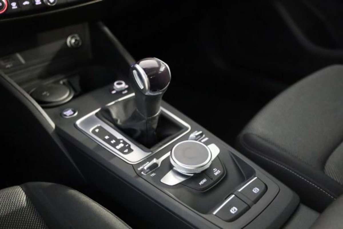 Audi Q2 Q2 35 TFSI S tronic S line Edition (12)