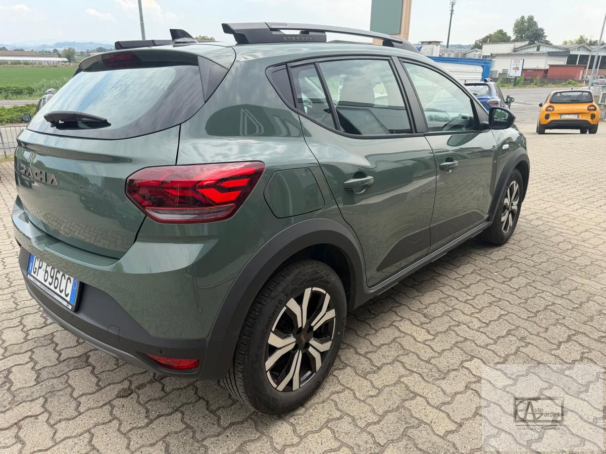 Dacia Sandero Stepway 1.0 tce Extreme Eco-g 100cv (4)