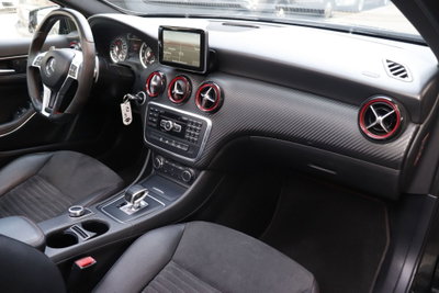 Mercedes-Benz Classe A 45 AMG 4Matic Automatic (9)