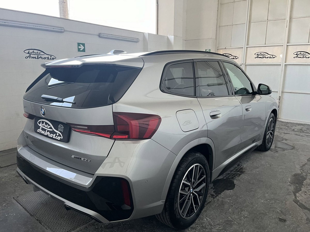 BMW X1 sdrive20i mhev 48V MSport Pro auto (6)