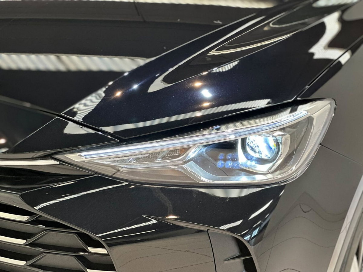 Mg ZS 1.5 hybrid+ Luxury auto (18)