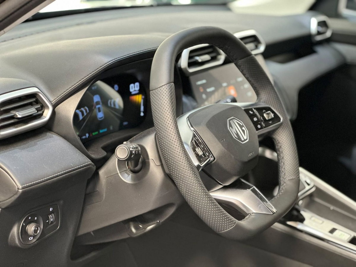 Mg ZS 1.5 hybrid+ Luxury auto (5)