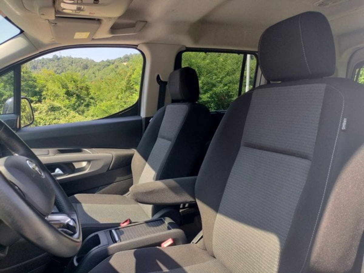 Toyota Proace City Verso City Verso 1.5D 100cv S&S mt6 L1 D Executive (10)