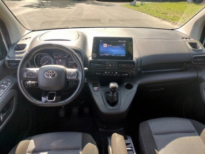 Toyota Proace City Verso City Verso 1.5D 100cv S&S mt6 L1 D Executive (13)