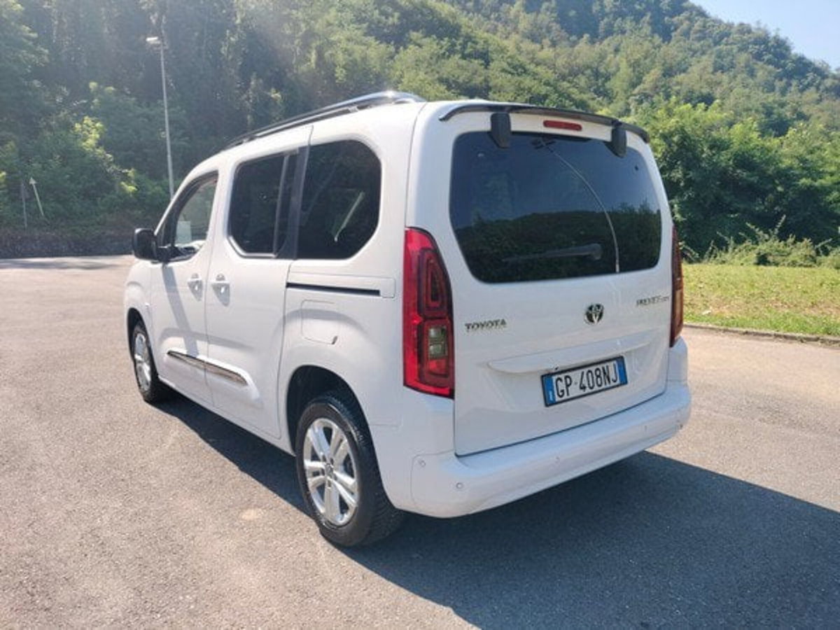 Toyota Proace City Verso City Verso 1.5D 100cv S&S mt6 L1 D Executive (8)