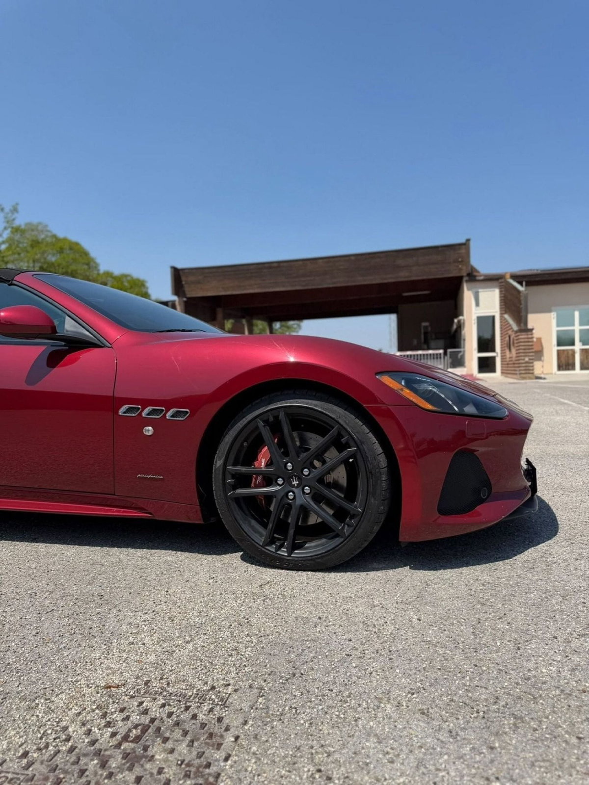Maserati Grancabrio 4.7 V8 Sport (5)