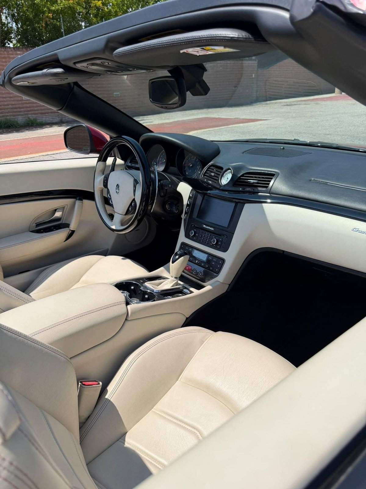 Maserati Grancabrio 4.7 V8 Sport (6)