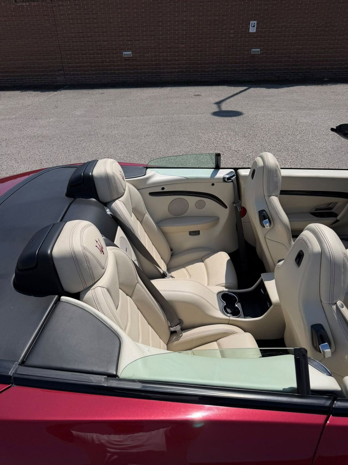 Maserati Grancabrio 4.7 V8 Sport (8)