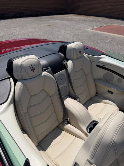 Maserati Grancabrio 4.7 V8 Sport (9)