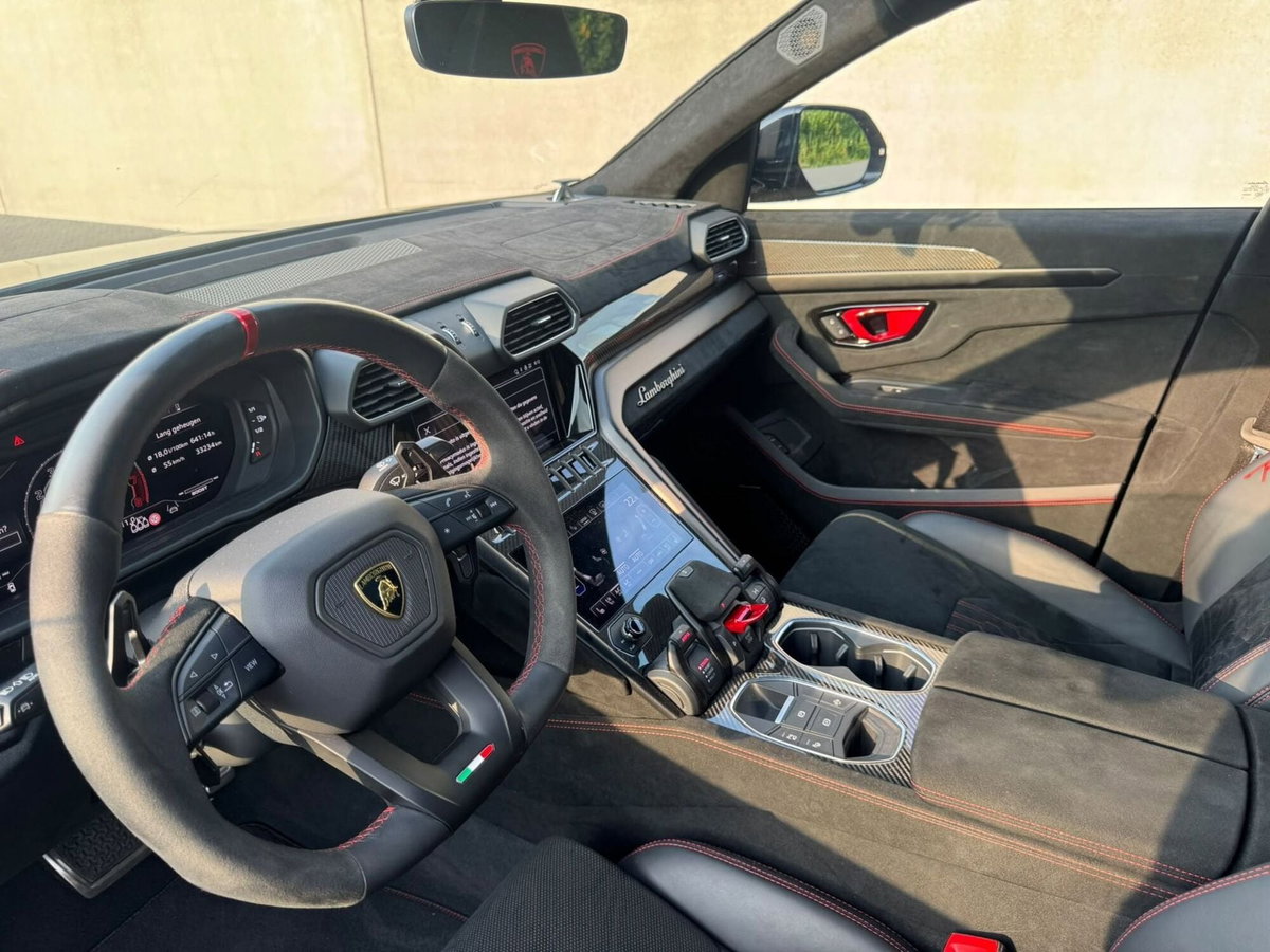 Lamborghini Urus 4.0 V8 Performante auto (12)