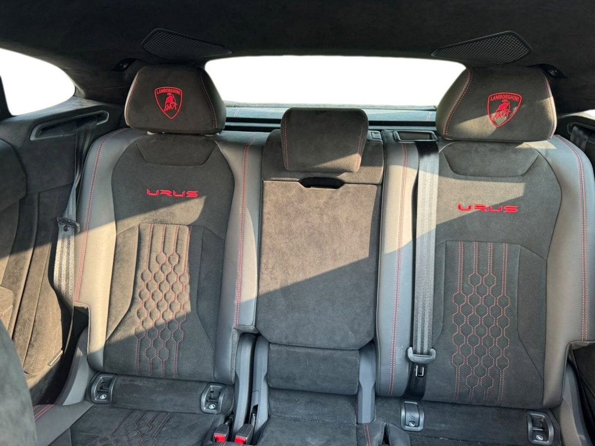 Lamborghini Urus 4.0 V8 Performante auto (15)