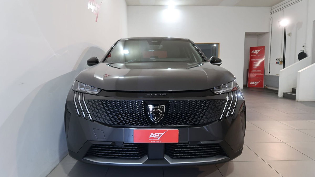 Peugeot 3008 1.2 hybrid Allure 145cv e-dcs6 (7)
