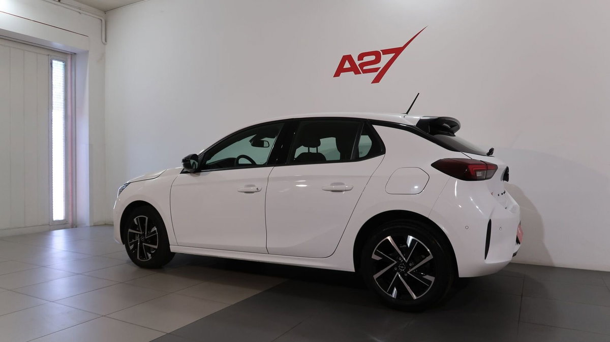 Opel Corsa 1.2 Corsa s&s 100cv (19)