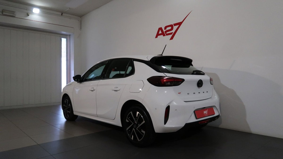 Opel Corsa 1.2 Corsa s&s 100cv (5)