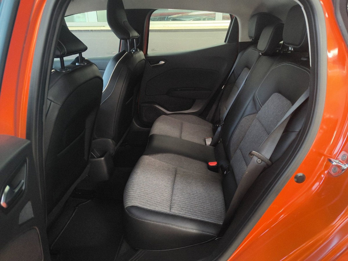 Renault Clio TCe 100 CV 5 porte Intens (11)