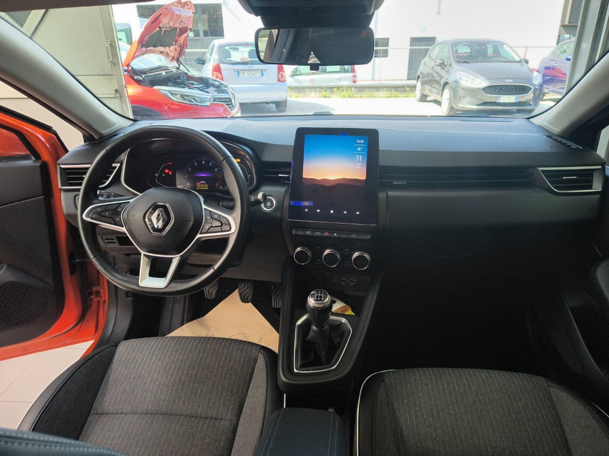 Renault Clio TCe 100 CV 5 porte Intens (14)
