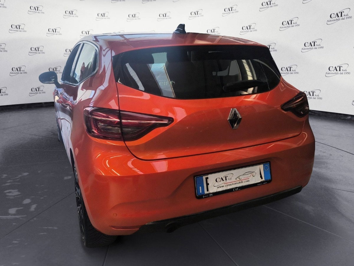 Renault Clio TCe 100 CV 5 porte Intens (7)