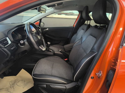 Renault Clio TCe 100 CV 5 porte Intens (9)