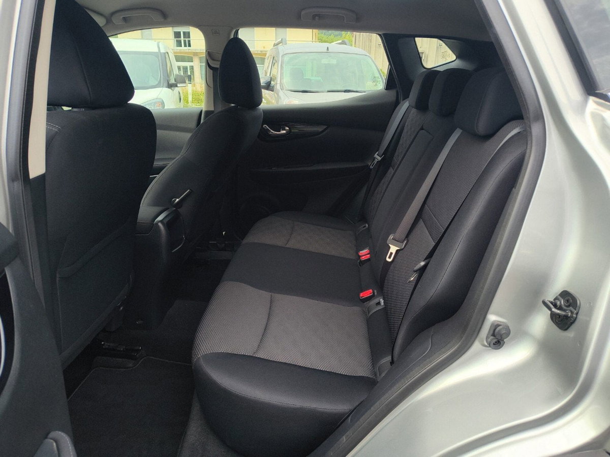 Nissan Qashqai 1.5 dCi Acenta (11)