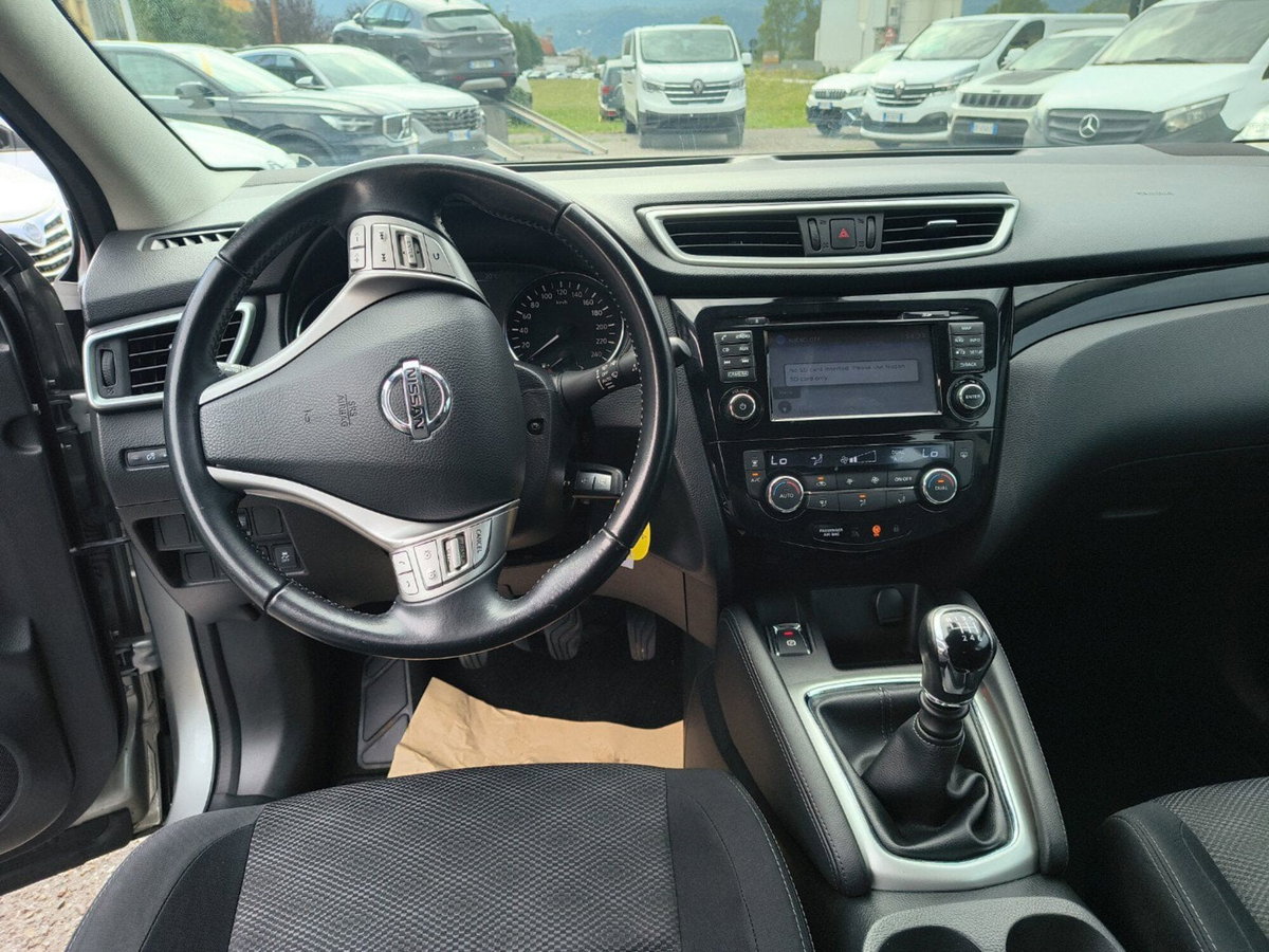 Nissan Qashqai 1.5 dCi Acenta (13)