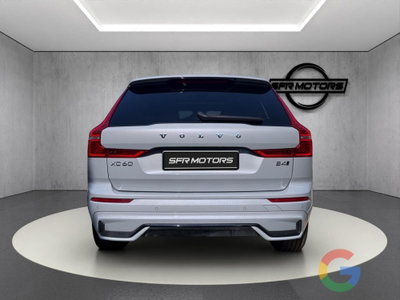 Volvo XC60 B4 automatico Plus Dark (5)