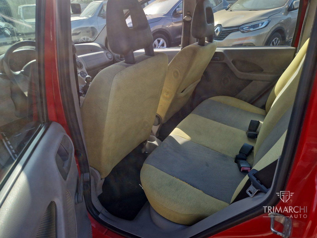 Fiat Panda 1.2 Emotion (8)