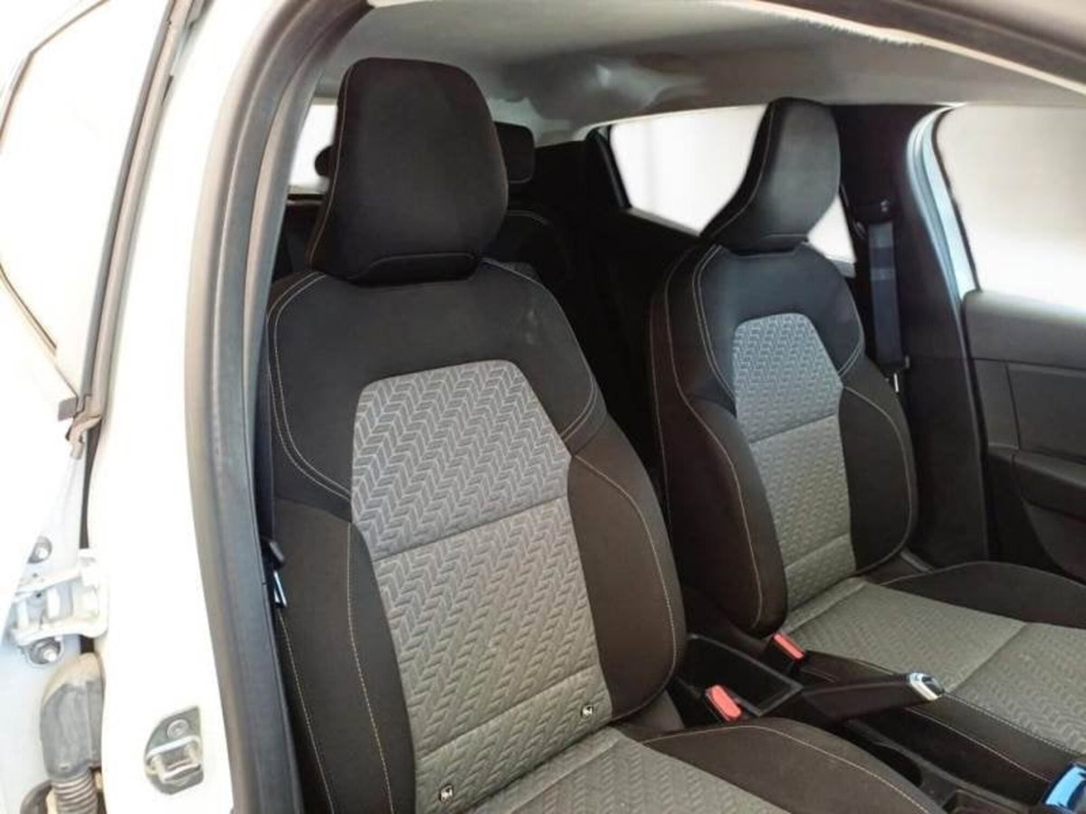 Renault Clio Blue dCi 100 CV 5 porte Evolution (6)