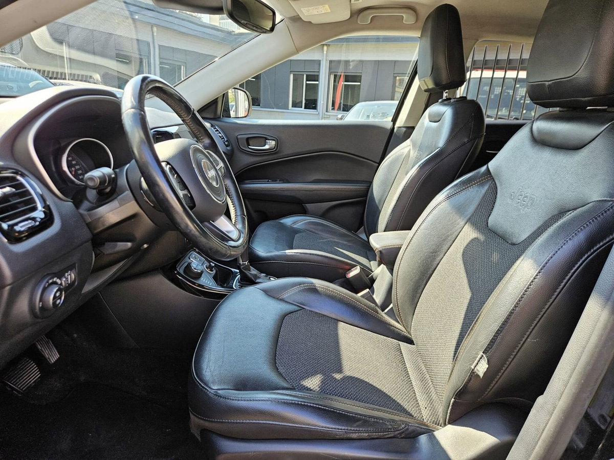 Jeep Compass 2.0 Multijet II aut. 4WD Limited (8)