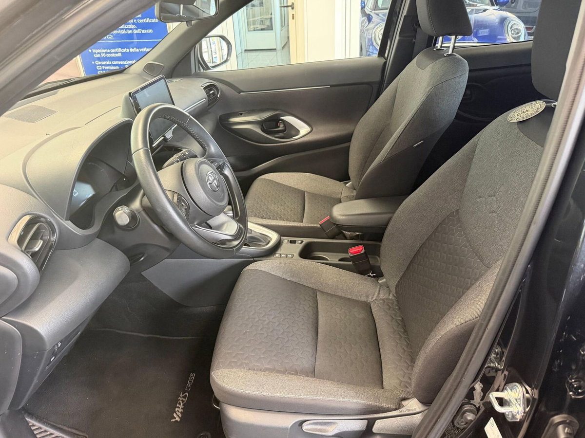 Toyota Yaris Cross 1.5 Hybrid 5p. E-CVT Trend (8)
