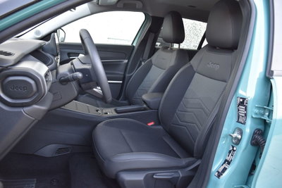Jeep Avenger full-electric Summit fwd 156cv auto (7)