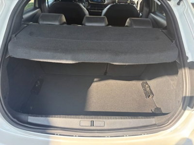 Peugeot 208 1.2 puretech Active s&s 100cv (12)