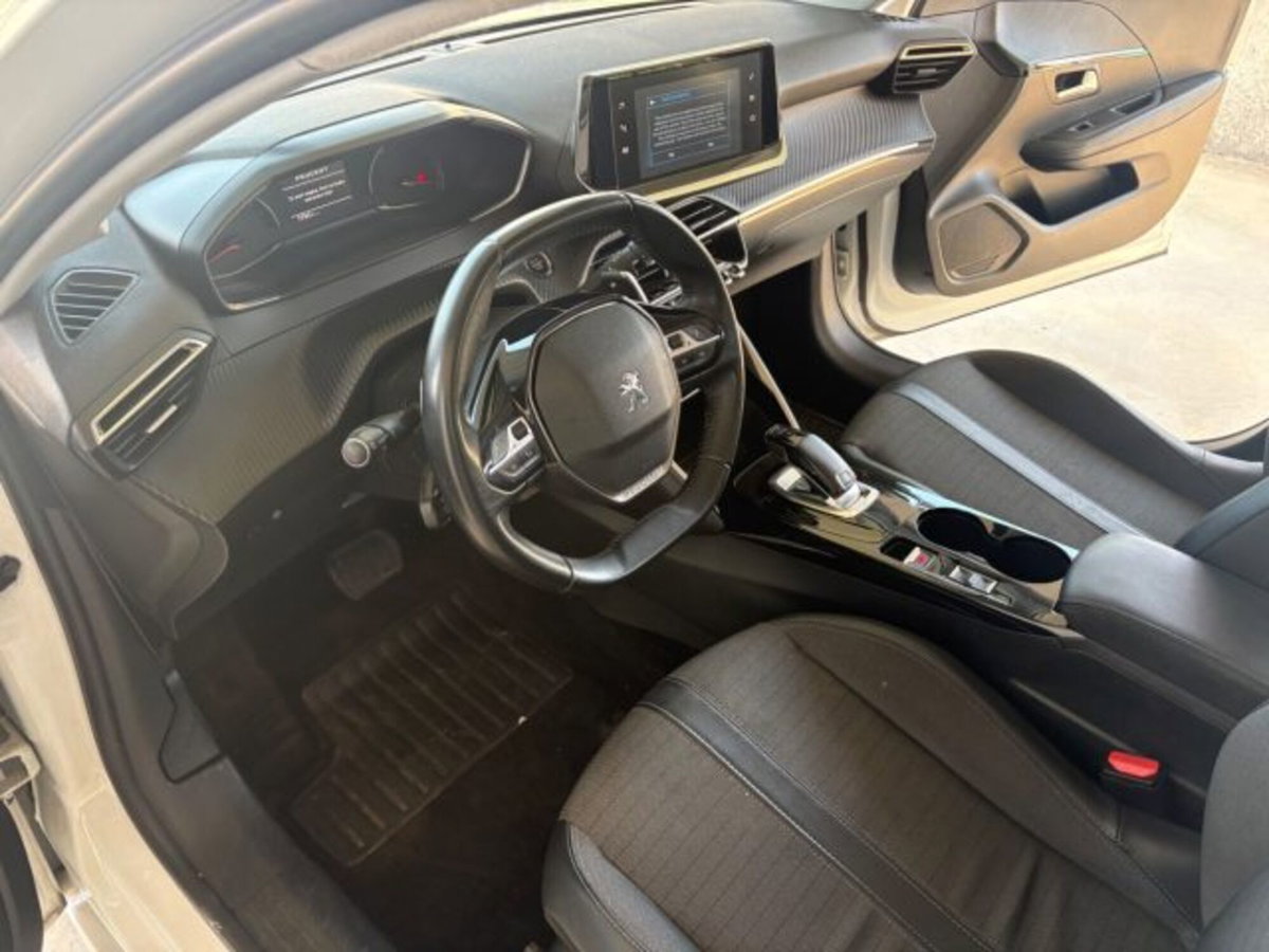 Peugeot 208 1.2 puretech Active s&s 100cv (13)