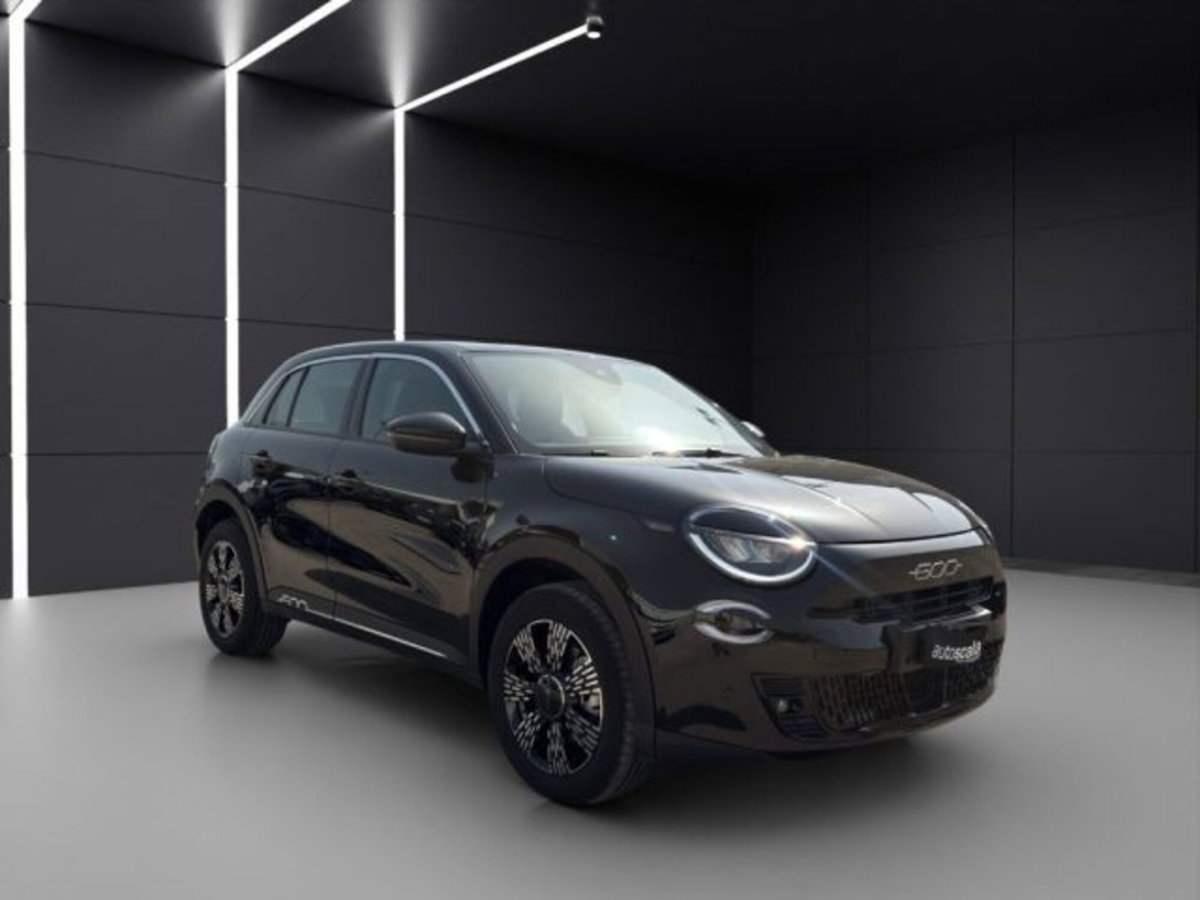 Fiat 600 1.2 hybrid Icon 145cv auto (7)