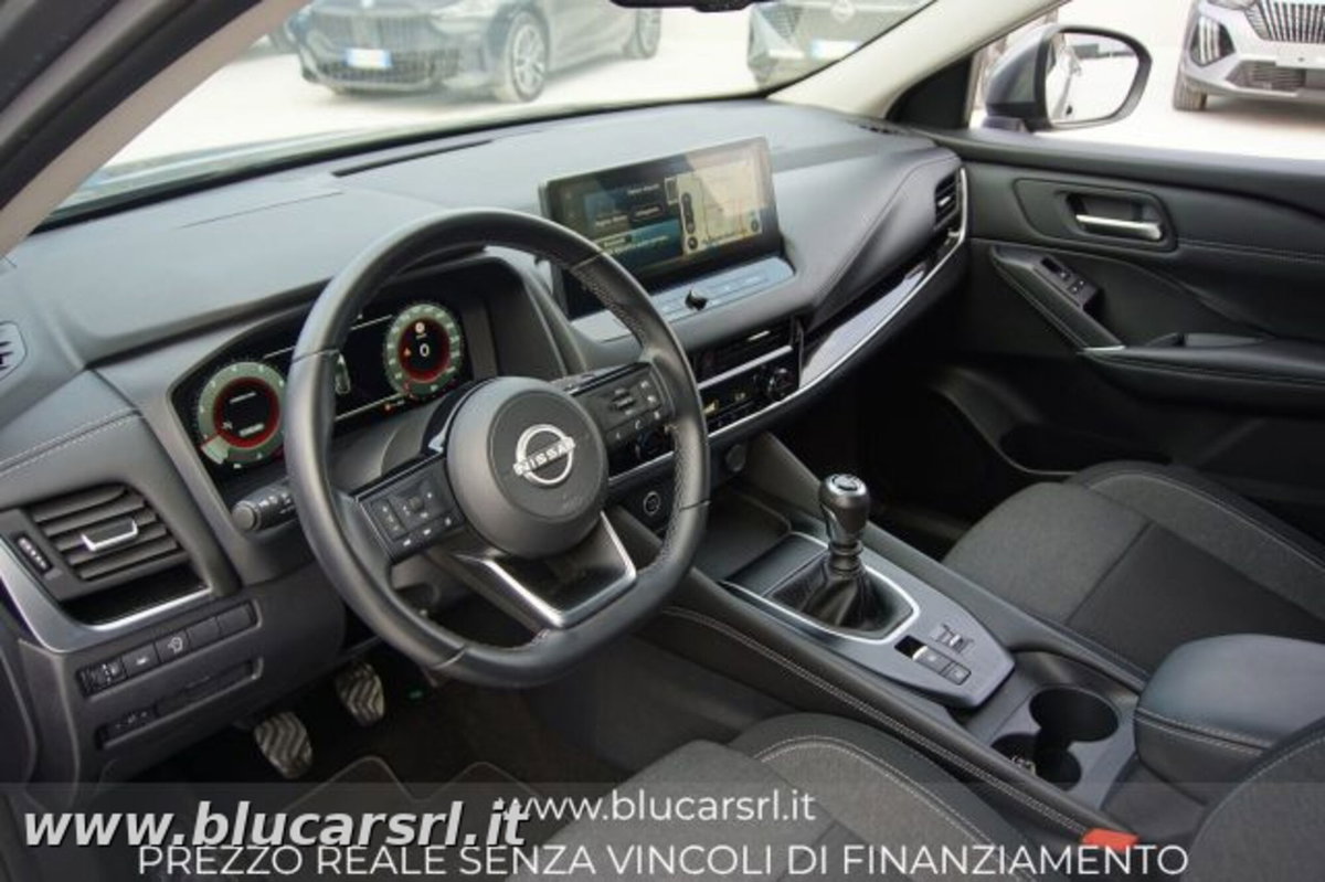 Nissan Qashqai 1.3 mhev N-Connecta 2wd 140cv (6)
