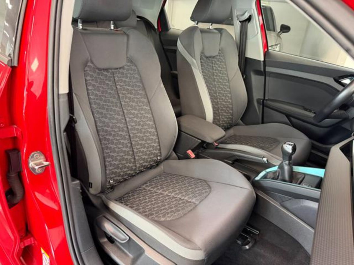 Audi A1 Sportback 30 TFSI S line edition (16)
