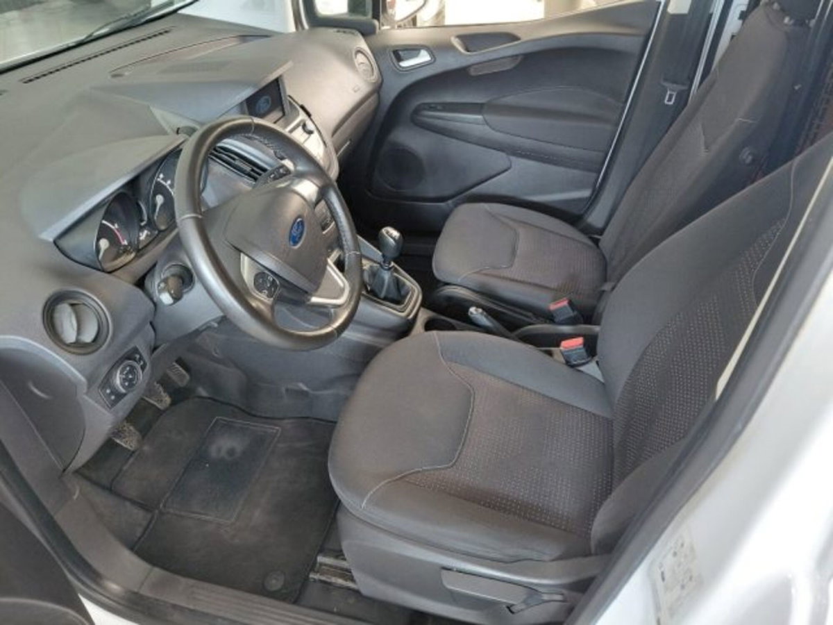 Ford Transit Courier 1.5 TDCi 100CV  Trend (13)