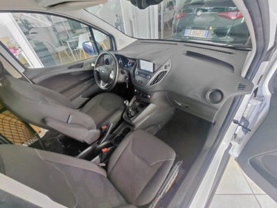 Ford Transit Courier 1.5 TDCi 100CV  Trend (18)