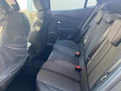 Peugeot 2008 1.2 puretech Allure s&s 100cv (8)