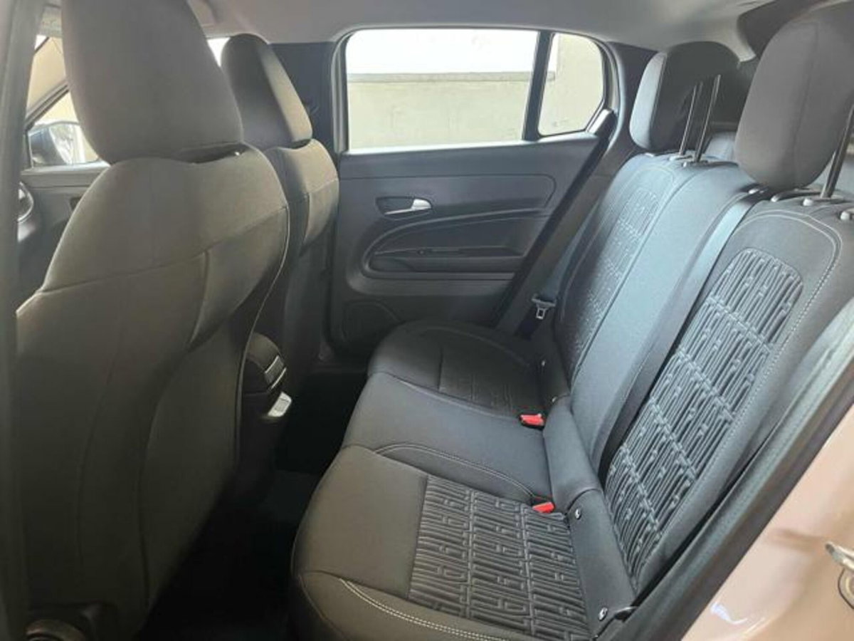 Fiat 600 1.2 hybrid 145cv auto (6)
