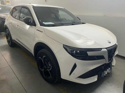 Alfa Romeo Junior 1.2 ibrida Speciale 145cv edct6 nuova