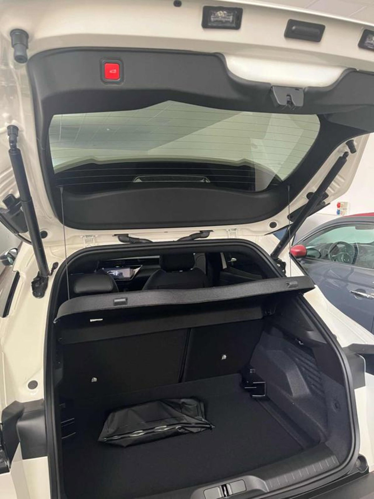 Alfa Romeo Junior 1.2 ibrida Speciale 145cv edct6 (11)