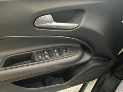 Alfa Romeo Junior 1.2 ibrida Speciale 145cv edct6 (9)