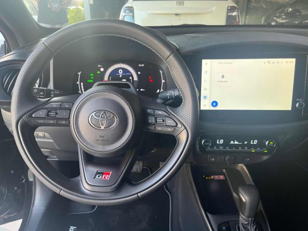 Toyota Aygo X 1.5 hybrid GR Sport e-cvt (4)