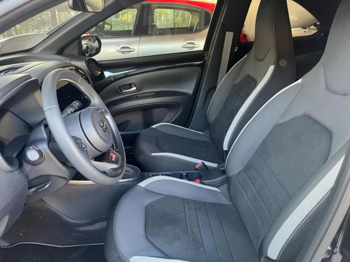 Toyota Aygo X 1.5 hybrid GR Sport e-cvt (7)