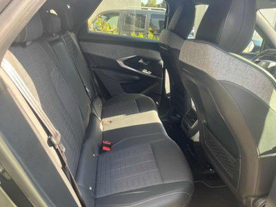 Peugeot 3008 1.2 hybrid GT Exclusive 145cv e-dcs6 (7)